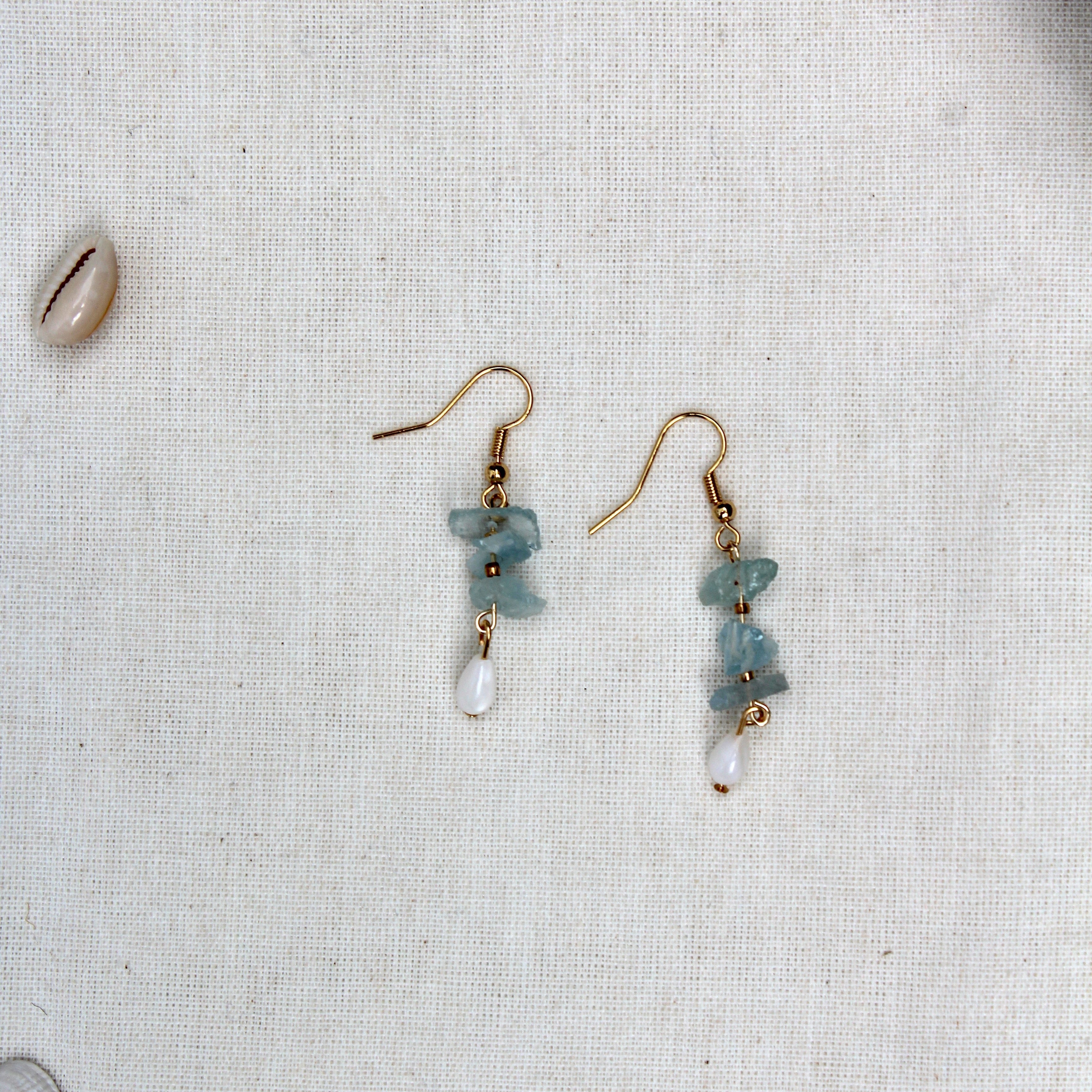 Aquamarine Raw Nugget and Pearls